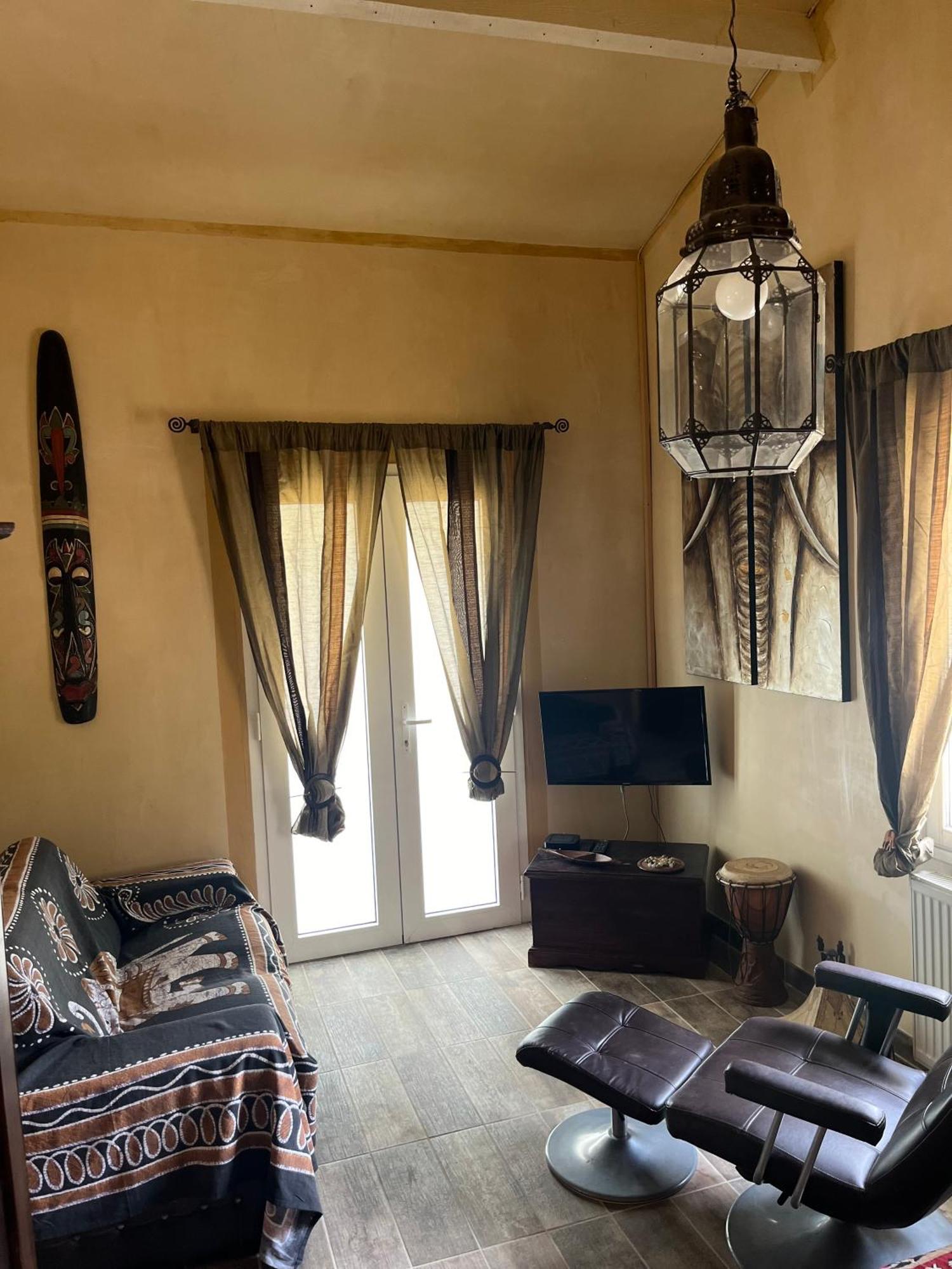 Chambre D'Hotes La Tour-dʼAigues Exteriér fotografie